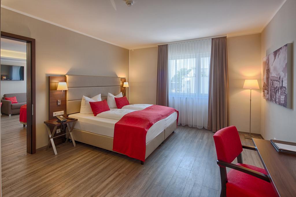Hotel Bomonti Nuernberg West Oberasbach Room photo
